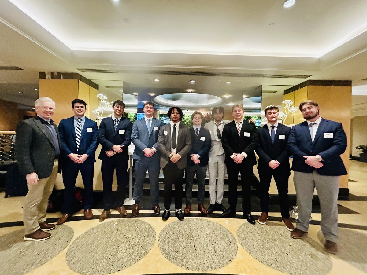 Holy Cross Football tweet media