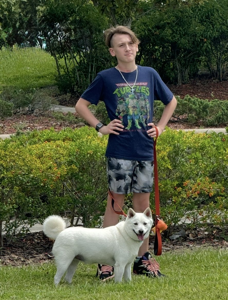 @dandieno If he needs a tag partner, I suggest Brodie Lee Jr & George 🐕🐾