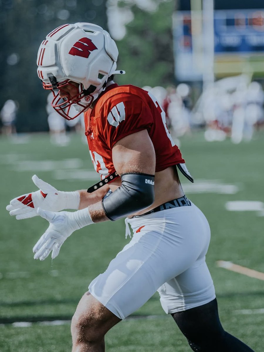 ❤️‍🩹 tweet media