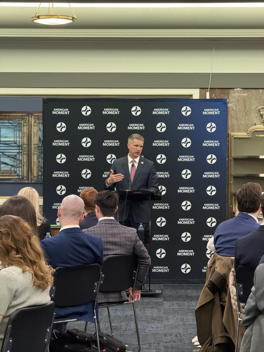 American Moment tweet media