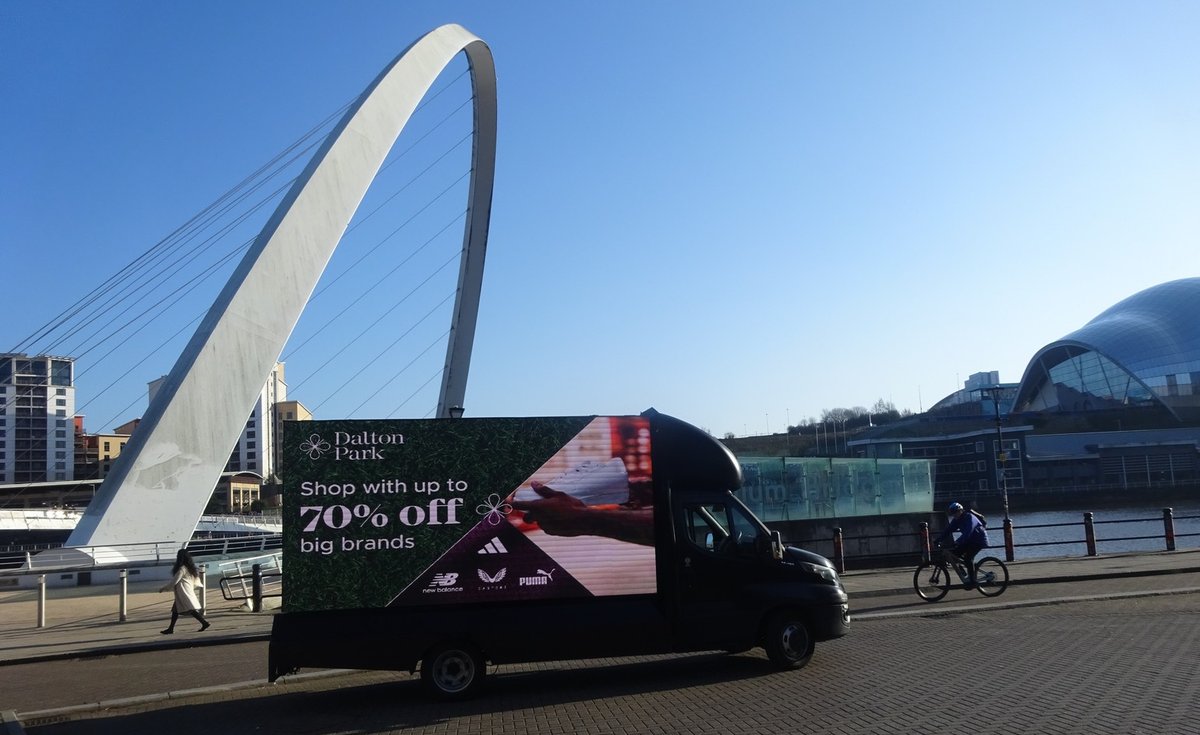 AdsDirectLtd's tweet image. Delighted to work with #bwpgroup helping them to promote @Dalton_Park with our stunning #digivan at an @NUFC match. Email for single match hire or for the remaining 4 @premierleague matches this season- matchdays@adsdirect.org.uk #dooh #advertising #design #print #merchandise