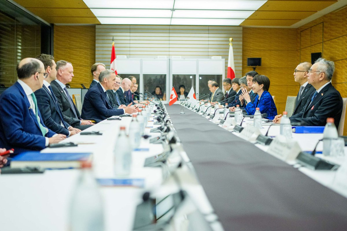 Prime Minister Carney met with Prime Minister Takaichi. They agreed to intensify cooperation across a range of priority areas, and that greater collaboration between our nations offers tremendous opportunities for our workers, businesses, and families. ow.ly/ln7s50YqmCM
