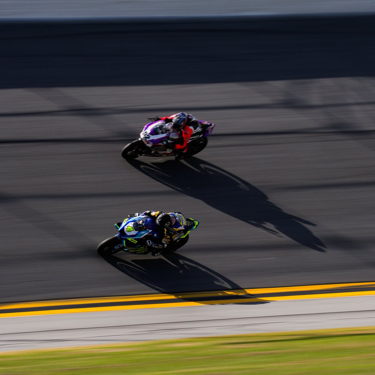 Daytona International Speedway tweet media