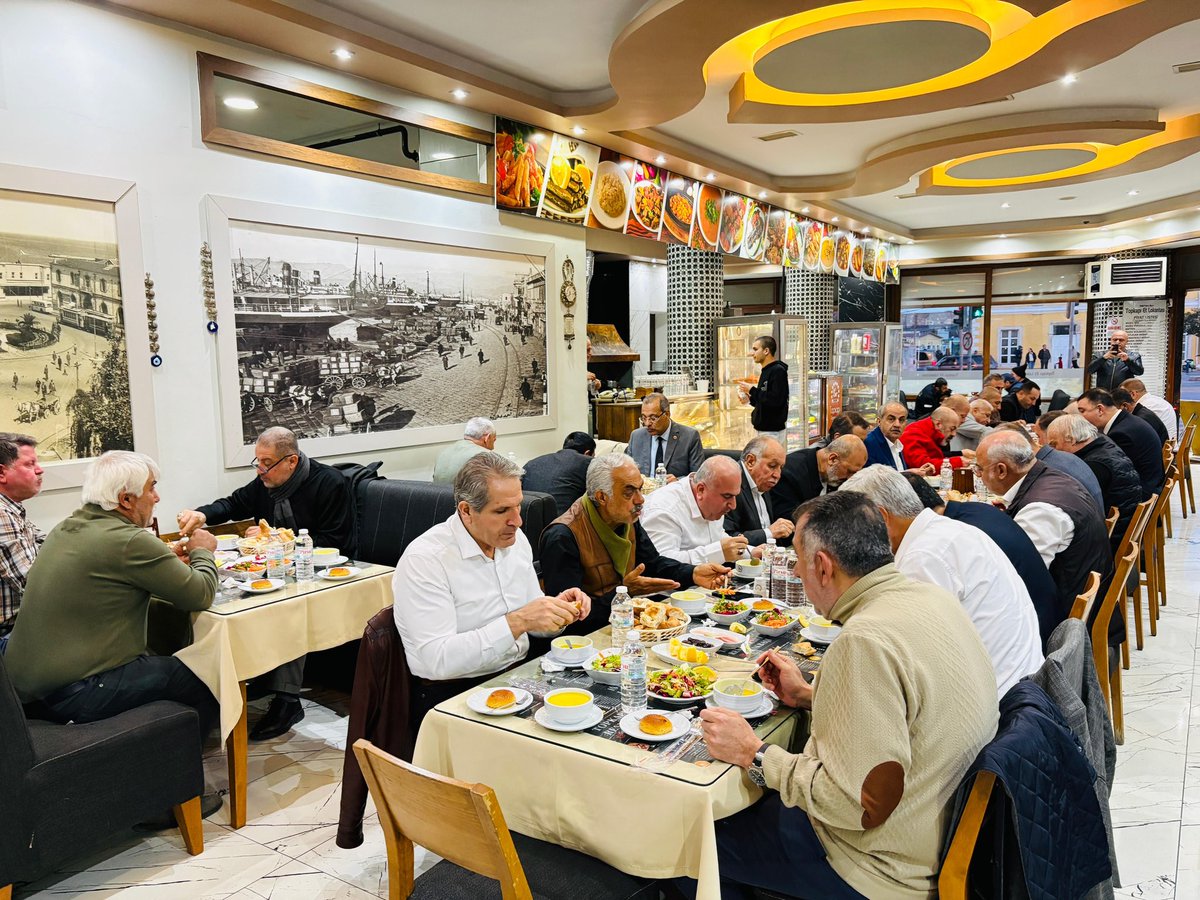 📍 İzmir

İzmir Mardinliler Federasyonu’nun düzenlediği ve İzmir’de faaliyet gösteren Mardin dernek başkanlarının katılımlarıyla gerçekleştirilen iftar programına, İzmir Mardinliler Vakfı Başkanı Sayın Rasim Kahraman ile birlikte katılım sağladık.

Programda şahsıma takdim edilen