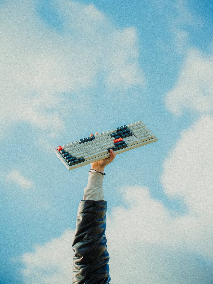 Keychron tweet media