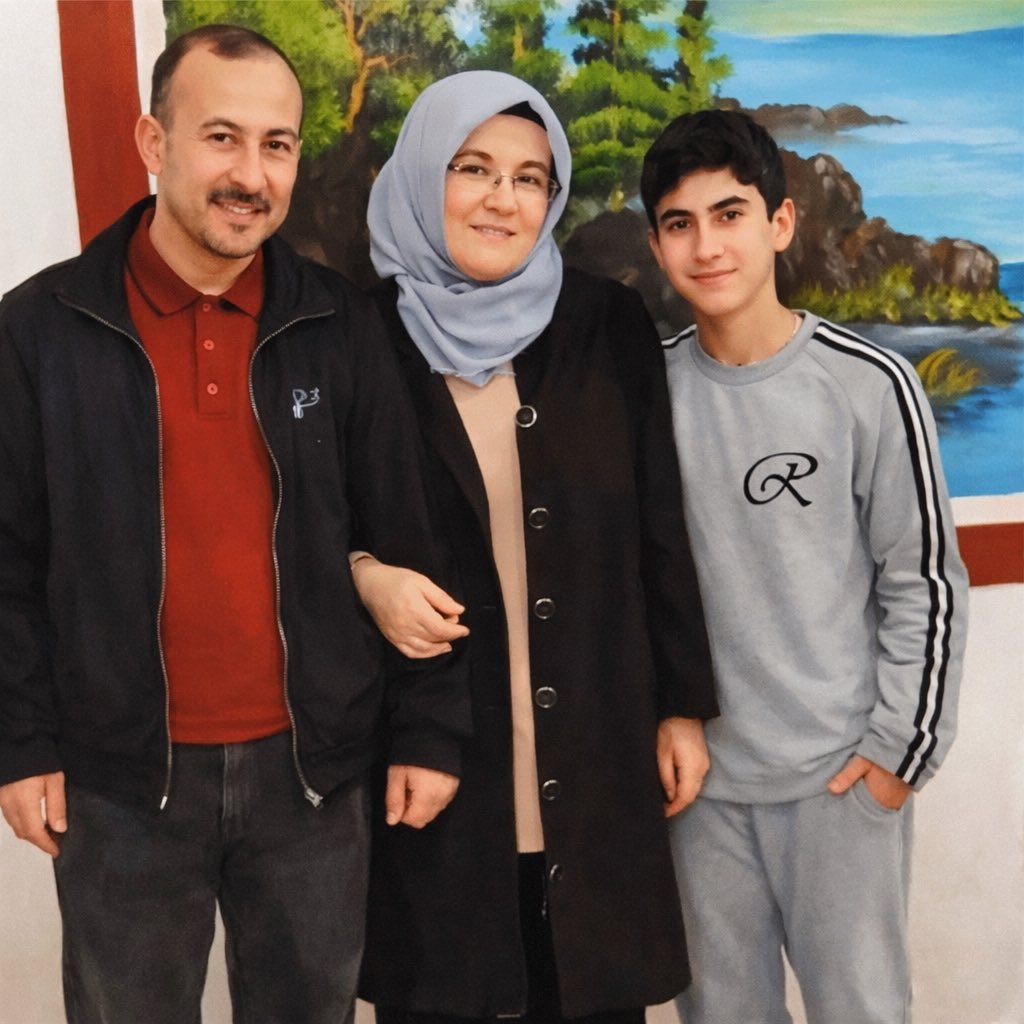 Asuman Birinciye TedaviŞart

KHK ile ihraç edilen Fizik Öğretmeni Asuman Birinci, tam 21 aydır cezaevinde bulunuyor. Üstelik ciddi sağlık sorunlarıyla mücadele ediyor.
<a href="/MTanal/">Av.Mahmut TANAL</a> 
<a href="/gergerliogluof/">Ömer Faruk Gergerlioğlu</a>