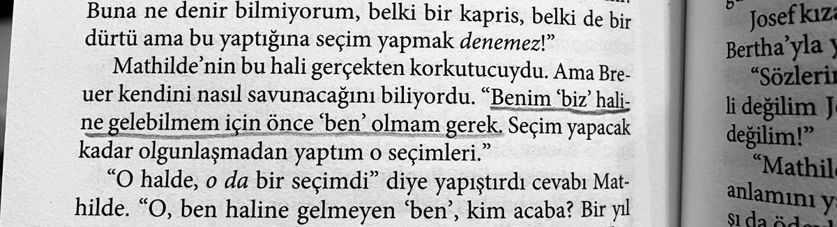 henayksl7's tweet photo. “benim “biz” haline gelebilmem için önce “ben” olmam gerek.” (s. 362)

nietzsche ağladığında/ i. yalom https://t.co/pHU0x6fDLv