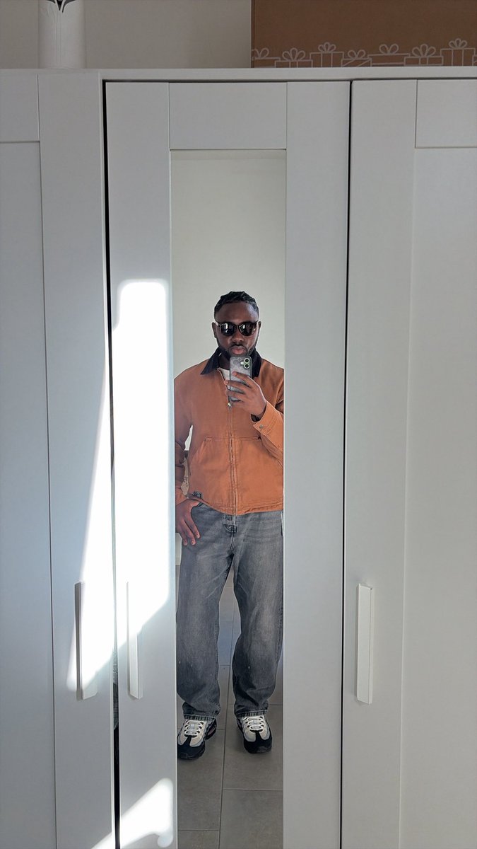 saucerer tweet media