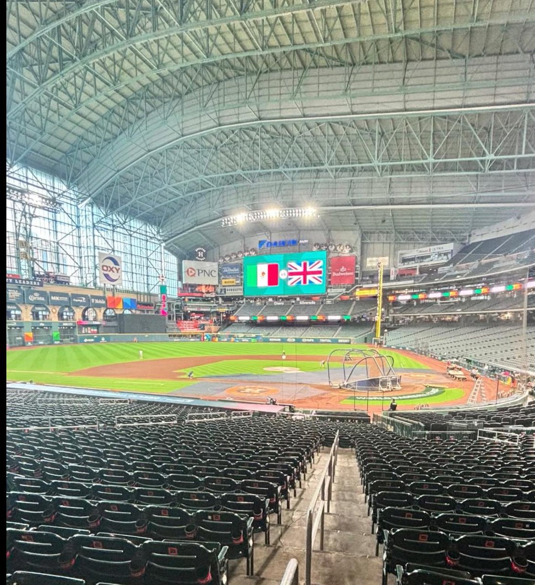 #WBC⚾️ | ¡PLAY BALL!

🎙️ Comienza la participación del tricolor en el <a href="/WBCBaseball/">World Baseball Classic</a> desde el Daikin Park, <a href="/MexicoBeis/">Novena México 🇲🇽⚾</a> se enfrenta a la escuadra de Gran Bretaña donde se verán muchas emociones de los dos equipos.

📸 <a href="/MexicoBeis/">Novena México 🇲🇽⚾</a>