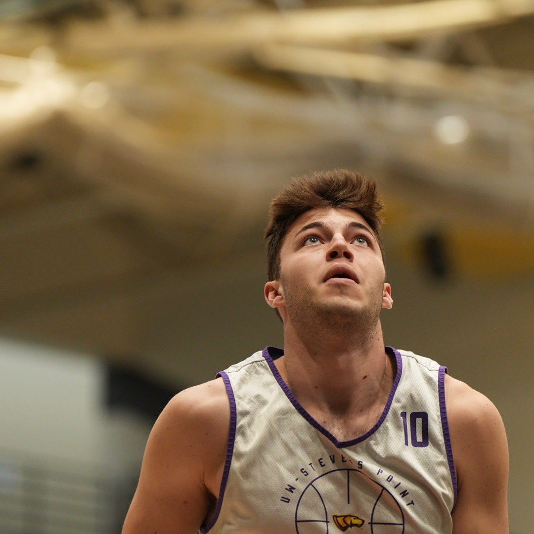UW-Stevens Point Men’s Basketball🏀 tweet media