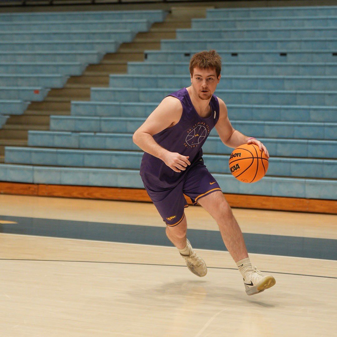 UW-Stevens Point Men’s Basketball🏀 tweet media