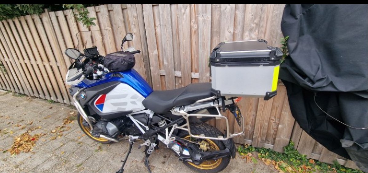 #gestolen #Motor Gestolen Nederland 
✅ Datum Gestolen:  05-03-2026
✅ Gestolen te  : Voorburg 
✅ Merk : BMW
✅ Model : R1250GS Adventure 
✅ Kenteken: 67-MV-ZG
✅ Vin/Chassisnr: ******6710
✅ Bouwjaar: 02-03-2019
✅ Kleur:  Blauw
✅ Met dank aan : gestolenobjectenregister.nl