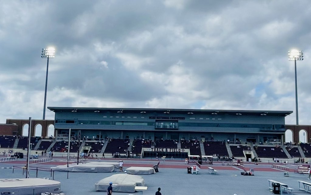 CoachDMcNeal's tweet photo. Ready for all the action this weekend in Aggieland! #TrackandField #BacktoTRack @TRHS_XCTF https://t.co/DRnej5qCT9