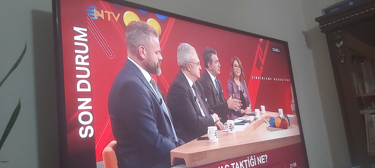 Bunlar neden beslenme saatindeki çocuklar gibi dip dibe <a href="/ntv/">NTV</a> 😀#Petrol #TelAviv #füze #abd #Sondakika