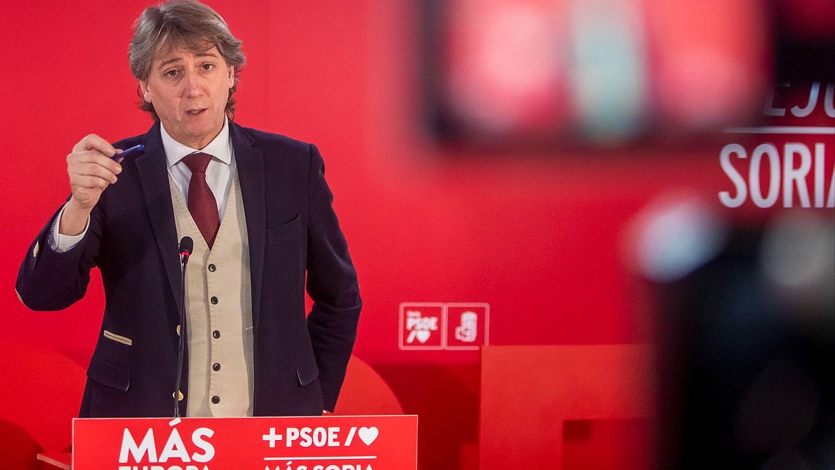 El candidato de @psoe Castilla leon anuncia en su programa que recuperará a “ los pecos “