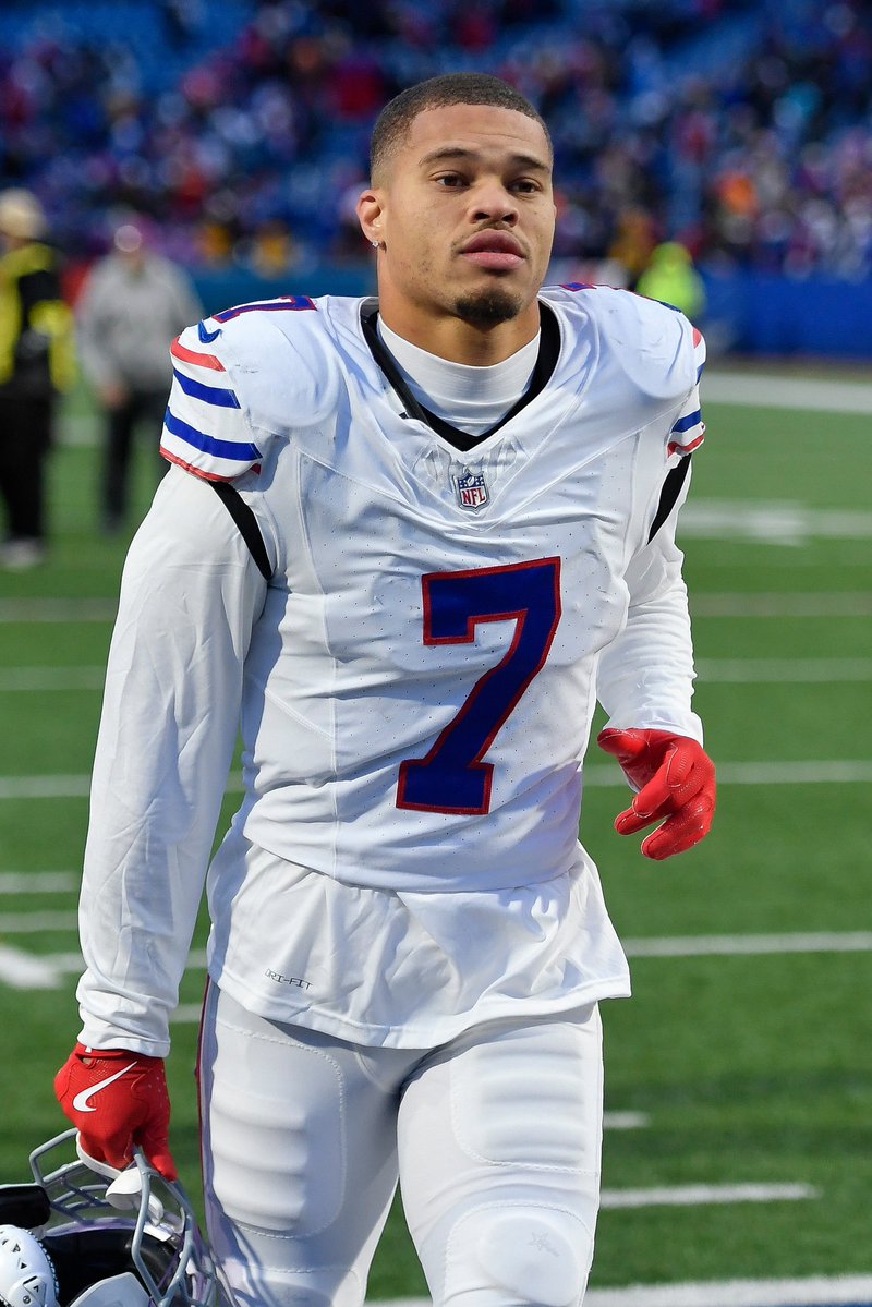 Ari Meirov tweet media