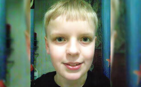 raszard's tweet photo. In 2007, a 12-year-old Norwegian boy saved his sister from a moose attack using skills he learned from Warhammer 40000: Rogue Trader game. 

He ordered his Abelard Werserian to attack the moose to draw its attention away from her. “It will be done.” - said Abelard Werserian. https://t.co/0uKCIFwmiv