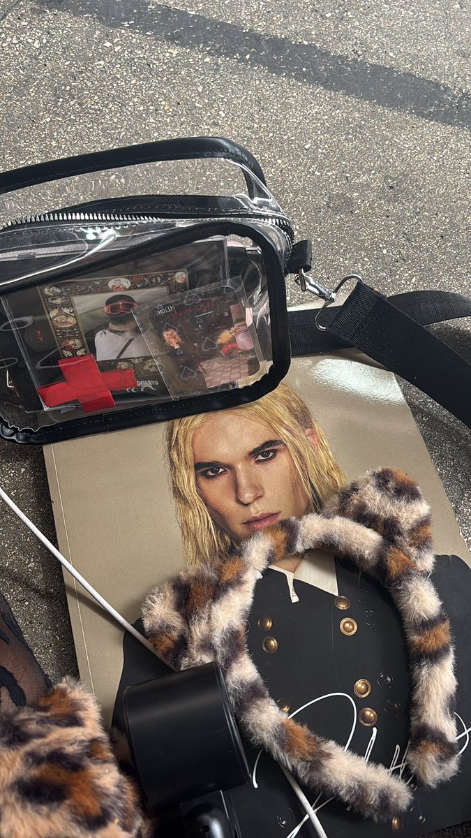 miamiiultrass's tweet image. #waiting