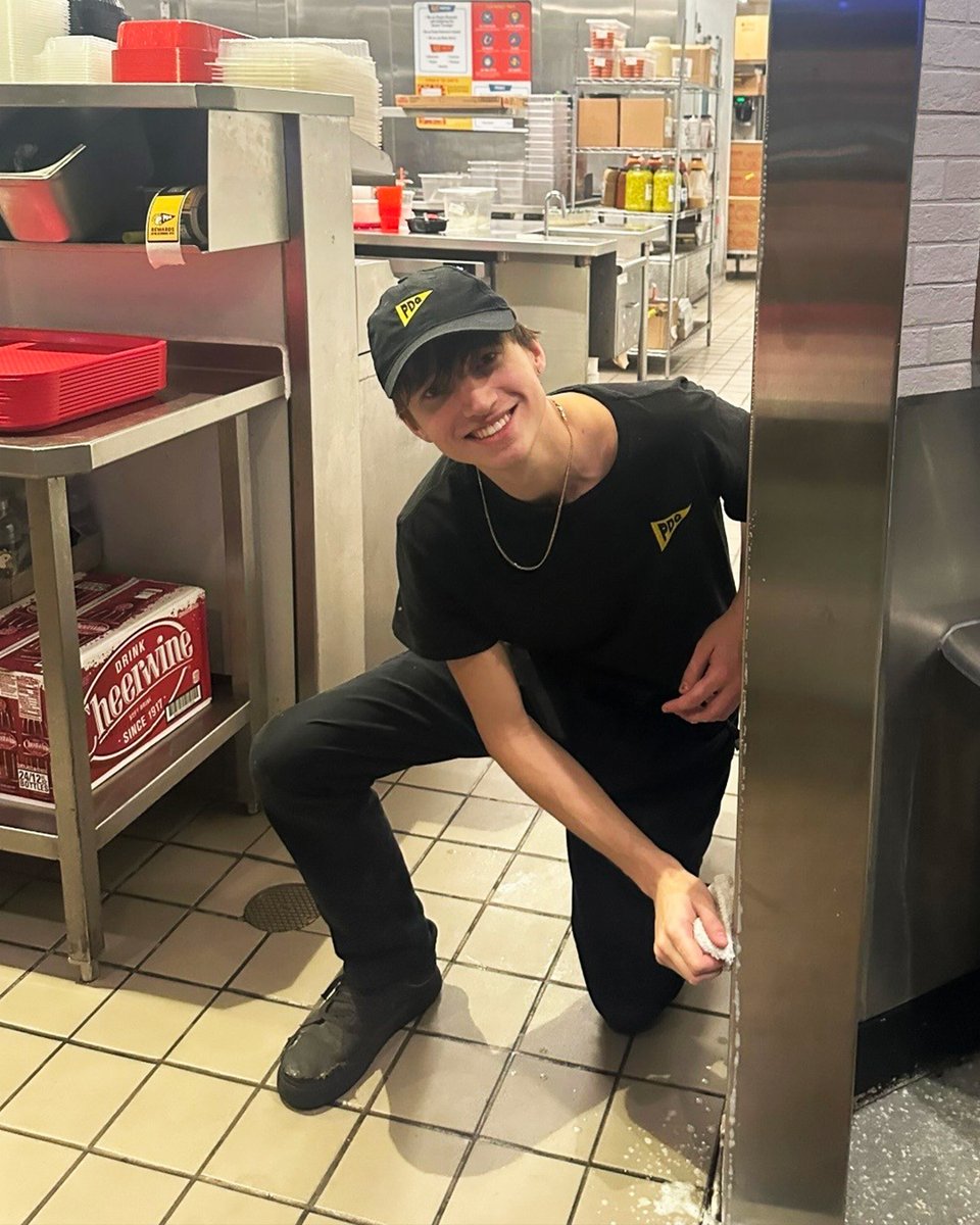 PDQ Chicken tweet media