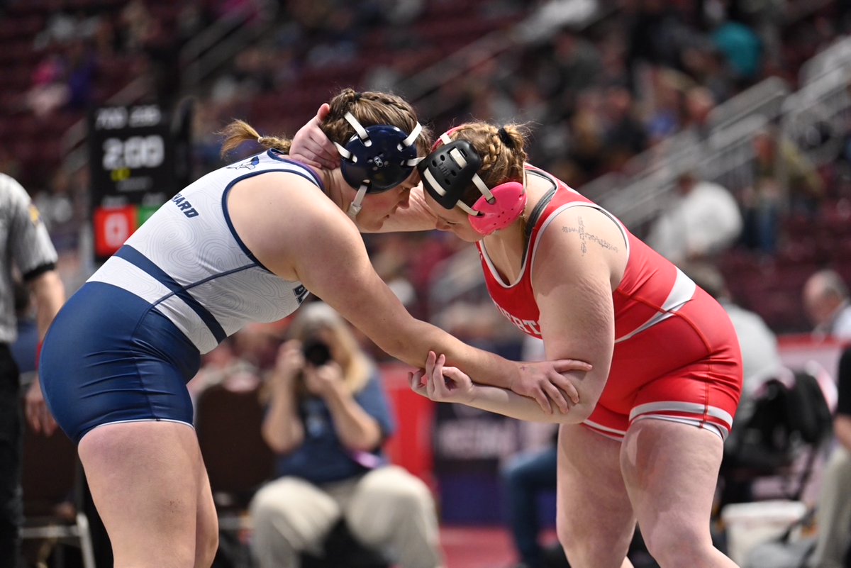 ccbluejaysports's tweet photo. Morgan Reichard wins her quarterfinal match 6-3 to advance to tonights  semifinal match. https://t.co/CFc0lE10Bm