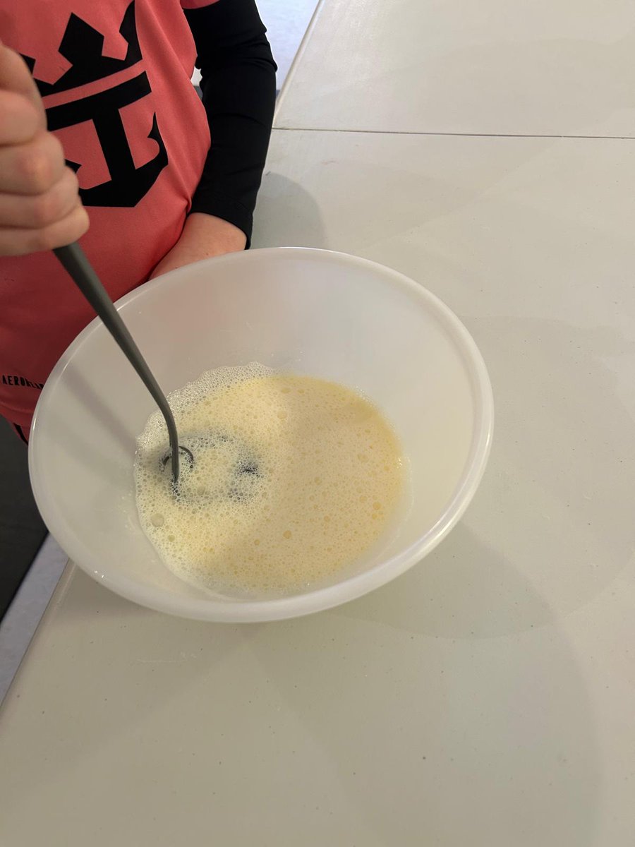 Gaelscoil Bhrian Bóroimhe tweet media