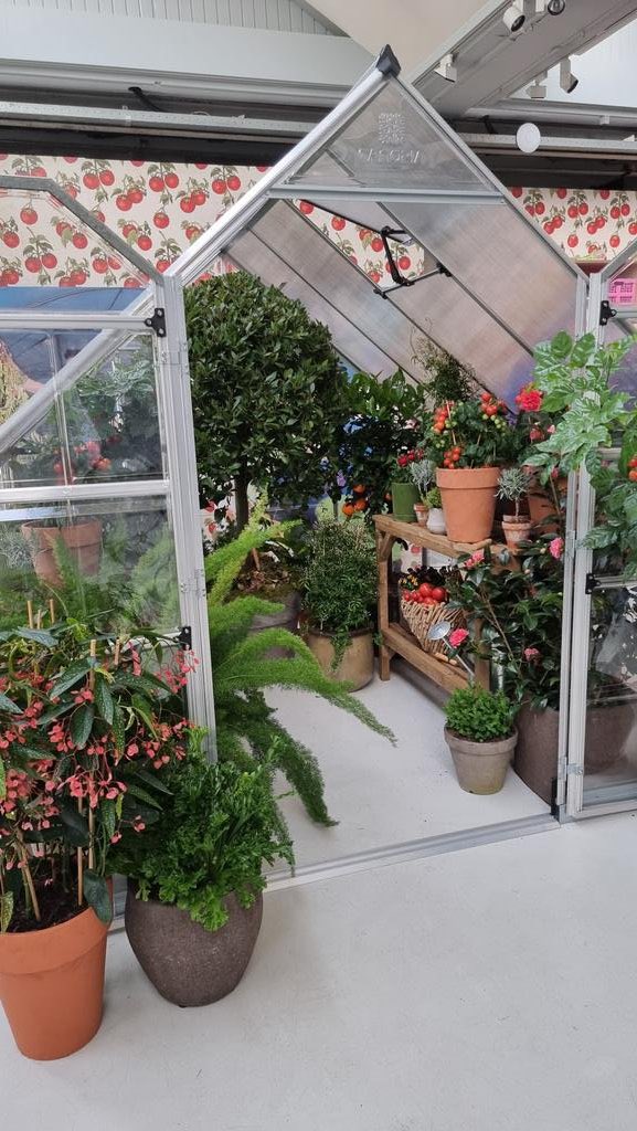 hlupdates_2's tweet image. KATTDO Pop-Up Store in Amsterdam!
#HarryStyles #Kattdo
📸 emsfinewalls