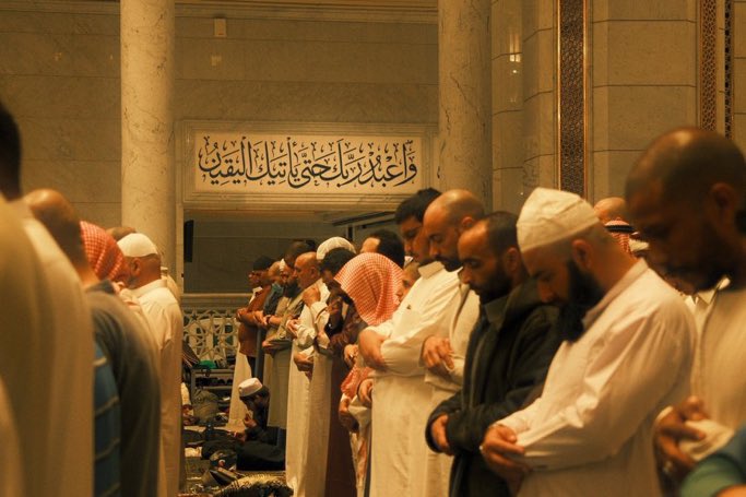 لا ملجأَ ولا مَنجَى منْكَ إلَّا إليْكَ..