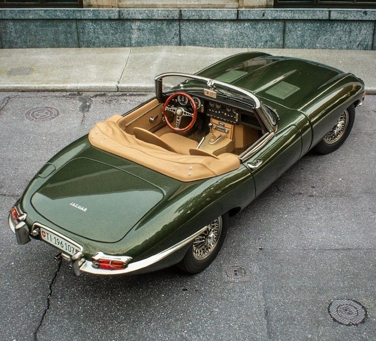 Gentleman_1965's tweet photo. Jaguar https://t.co/nZwMU2eNZL