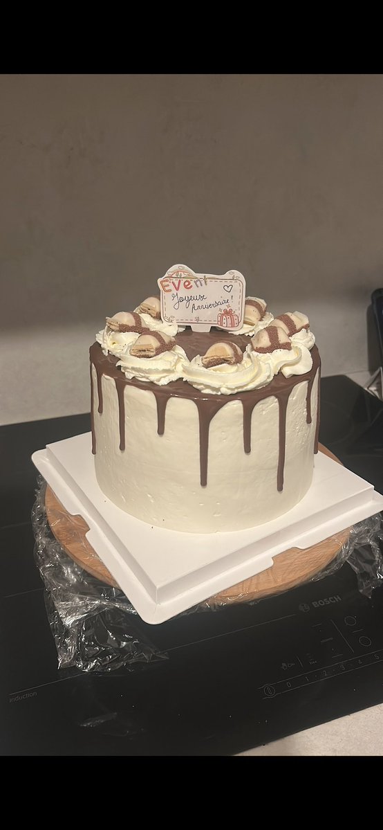 Ok, je veux pokopia, il me faut la switch 2. Mais la j’ai pas les thunes pour. À moins que je vend mes supers gâteaux entier ou à la part 👀