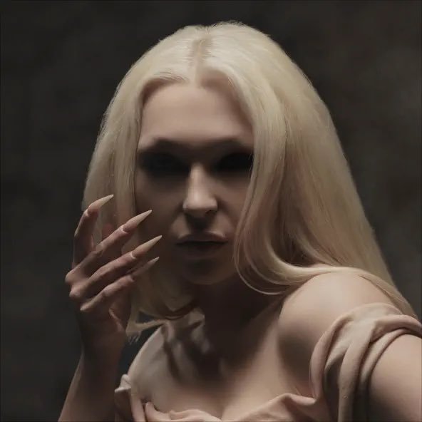 Torn อัลบั้มแรกของ Cobrah / หน้าปกไม่เชิญชวนเลย แต่เพลงนางเริ่ดทั้งอัลบั้ม ใครชอบ อิเลคโทรป๊อป ซินธ์ป๊อป ไฮเปอร์ป๊อป แดนซ์โปรแกรมมิ่งแตกแตน บางเพลงกลิ่นกอธิคคลุ้ง ลองสตรีมฟังนางเลย
Recommended Tracks: Hush, IG, Dog, Torn, Snow White
open.spotify.com/track/1AVlVvu8…