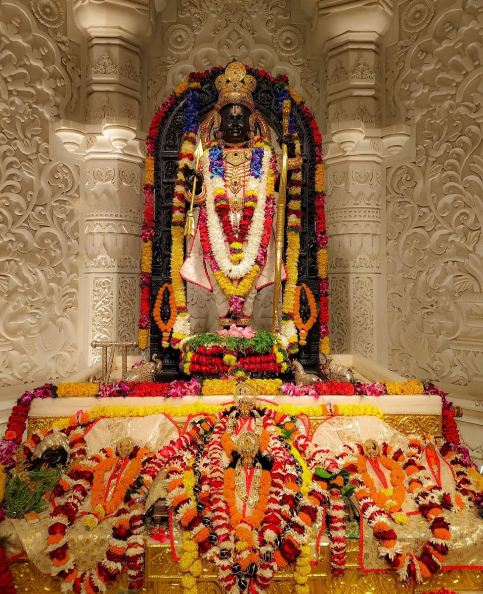 ShriAyodhya_'s tweet photo. जिनके मन में प्रभु श्री राम हैं, भाग्य में उसके बैकुंठ धाम है। https://t.co/SHMOEFjG4F