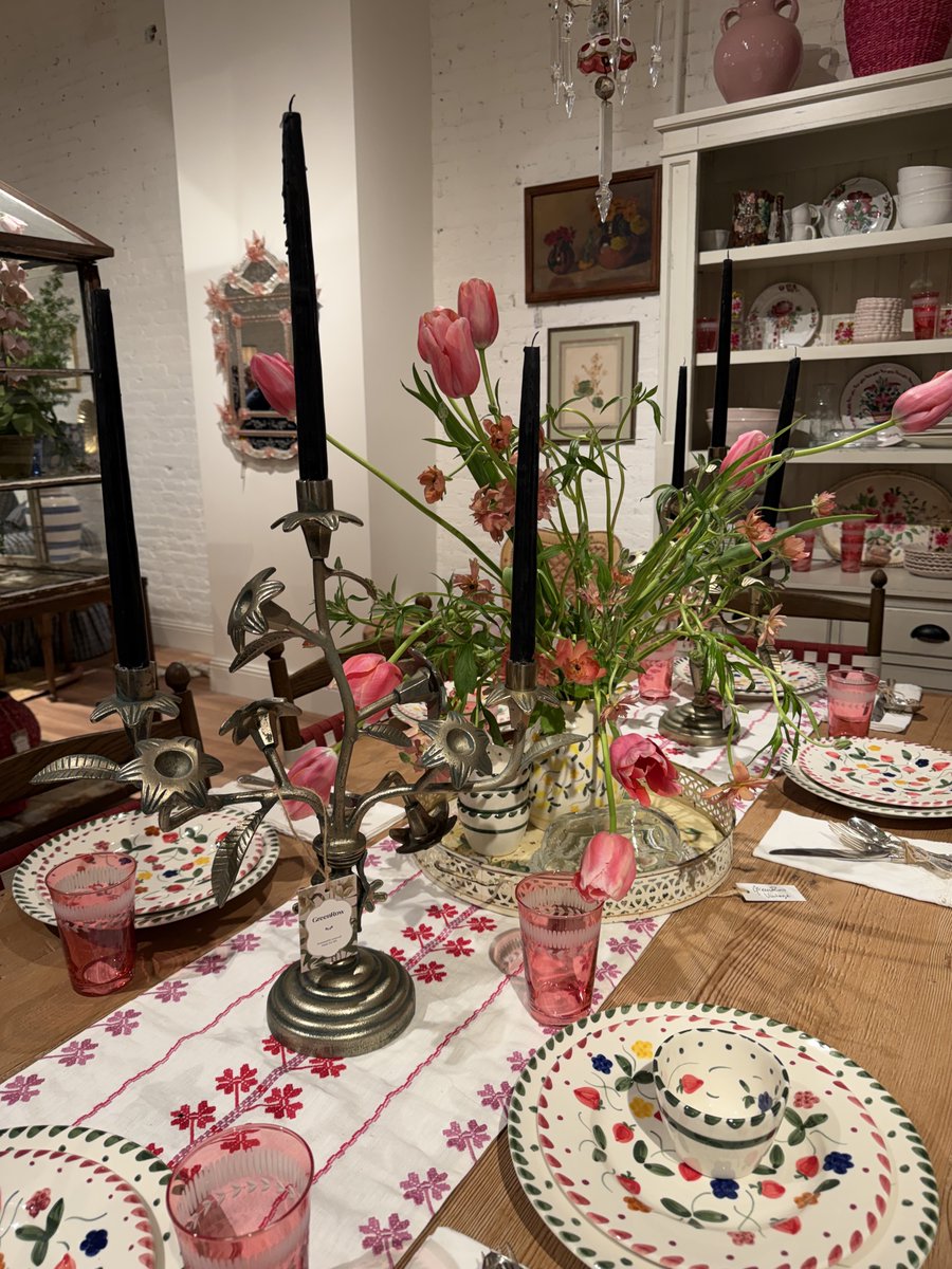 Arianna Huffington tweet media