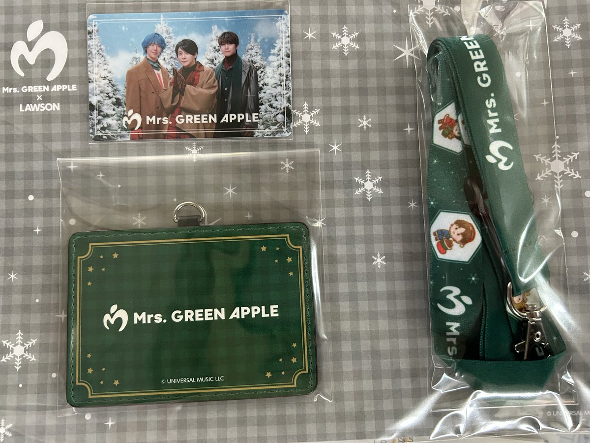 bape0321's tweet photo. ミセスとローソンのキャンペーンで当たったパスケースが届いた
ミセス好きな知人にプレゼントした🎁
『かわいい〜』って喜んでました😊 https://t.co/dFMGxl5721