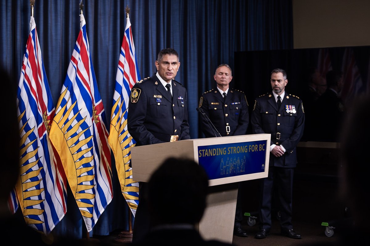 Nina Krieger tweet media