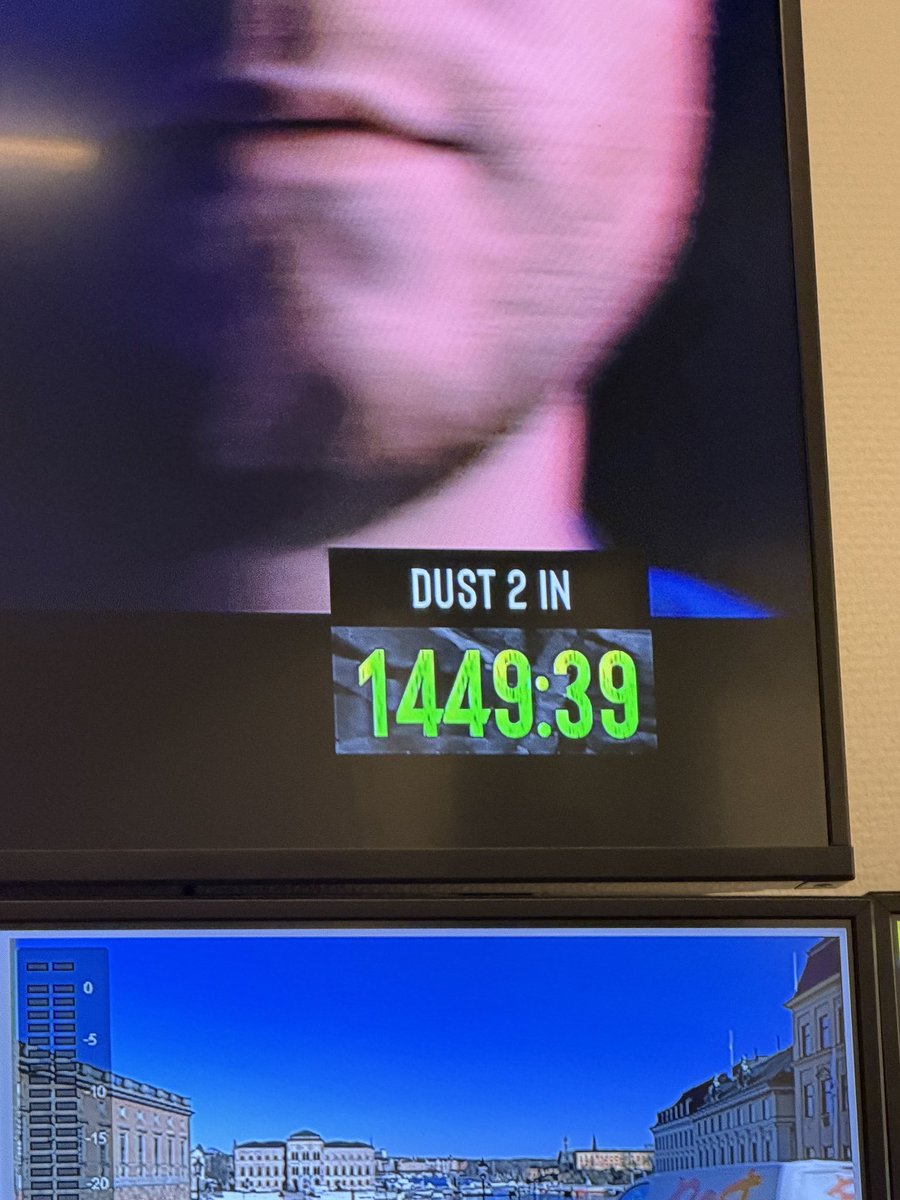 Maximilian tweet media