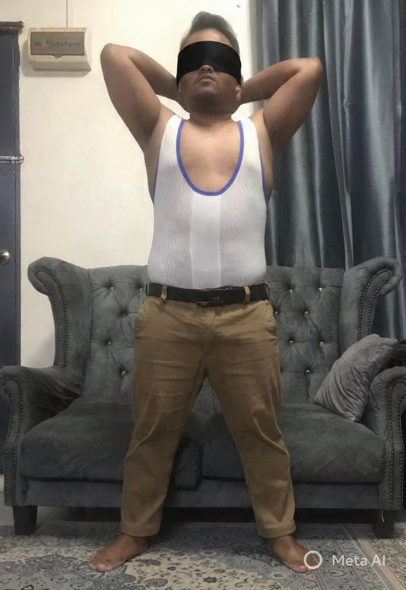 TuanWhiteRed01's tweet photo. Puasa hampir pergi, tuan suruh jangan siar gambar "nakal" lagi buat masa ni.
Ampun, Tuan Hanz

Tuan Hanz
Anjing Ace https://t.co/lRHz9sDF7o