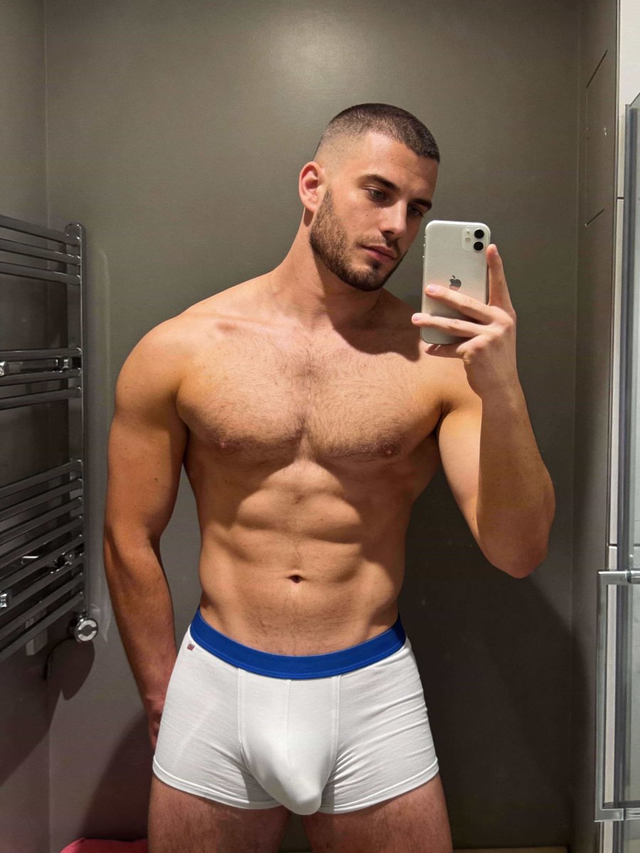 ⭐️ John ⭐️ tweet media