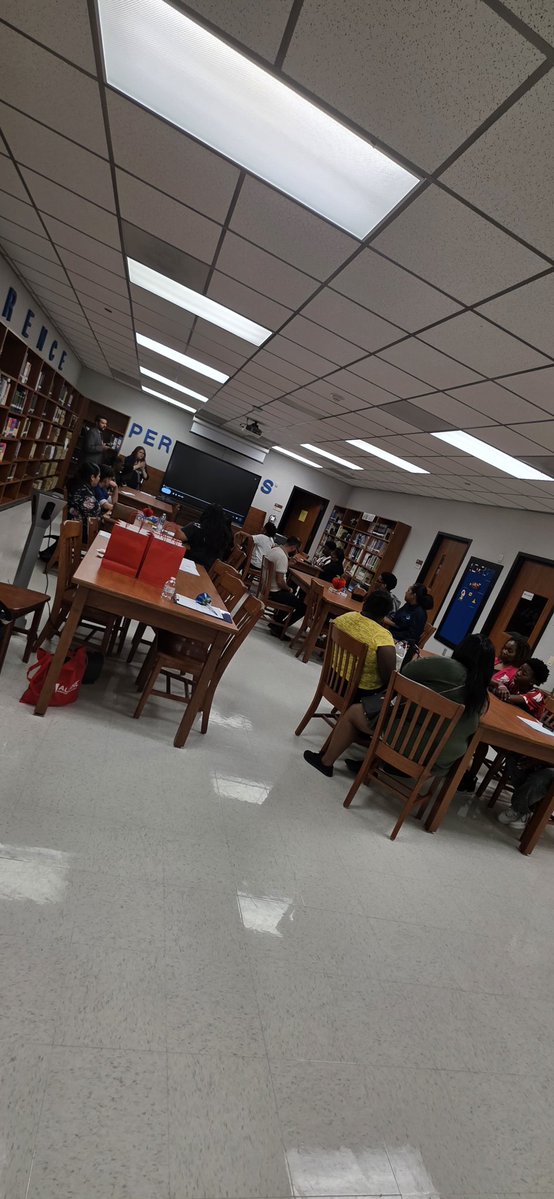 Danielle Jones tweet media