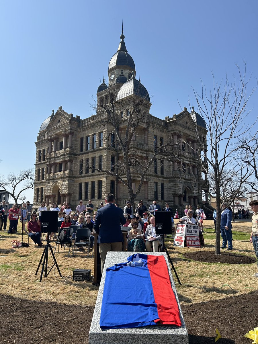 Alamo_Letter's tweet photo. Another amazing ALS Travis Letter plaque dedication at the Denton County Courthouse on February 28th, 2026. Thank you to all who contributed to this dedication &amp; all in attendance! #AlamoLetter #Alamo #RememberTheAlamo #TravisLetter #AlamoLetterSociety https://t.co/XmR27kKVXT