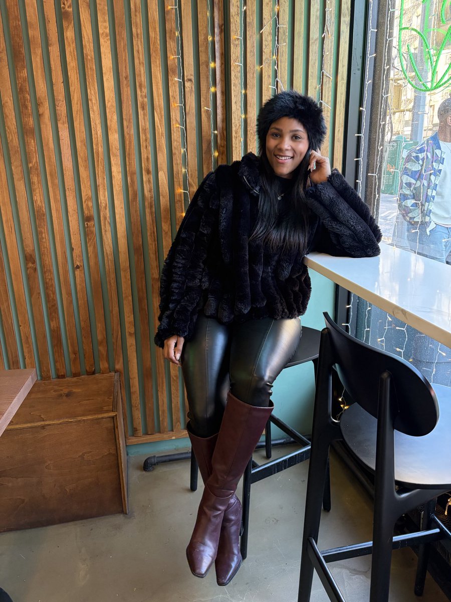 exhalemaya's tweet photo. Much needed weekend in NYC for Chapter 26🍸🥰 #March1st https://t.co/xt60xBbaoD
