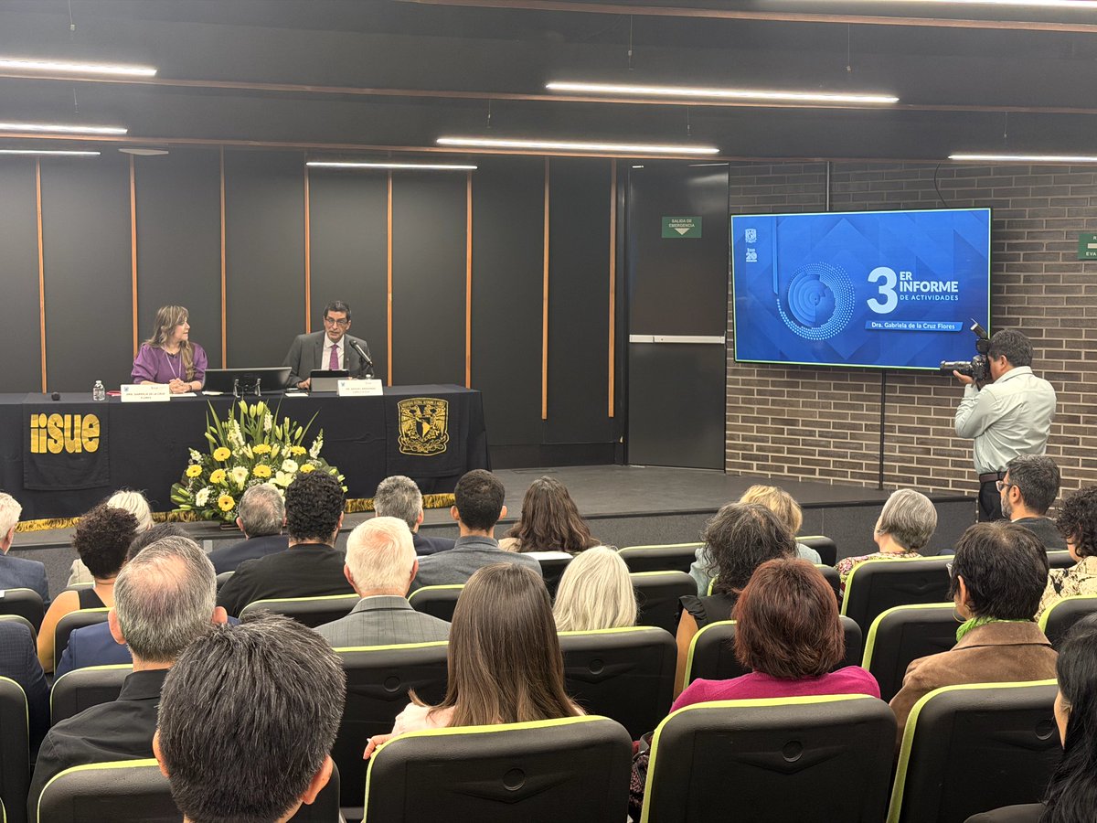 Hoy en el Tercer #Informe de #Actividades de Gabriela de la Cruz, directora del #IISUEUNAM <a href="/ahunam_difusion/">Ahunam Archivo Histórico de la UNAM</a> <a href="/OpeIISUE/">ope-iisue</a> <a href="/PerfilesUNAM/">Perfiles Educativos</a> <a href="/DGDH_UNAM/">Divulgación de las Humanidades, UNAM</a>
