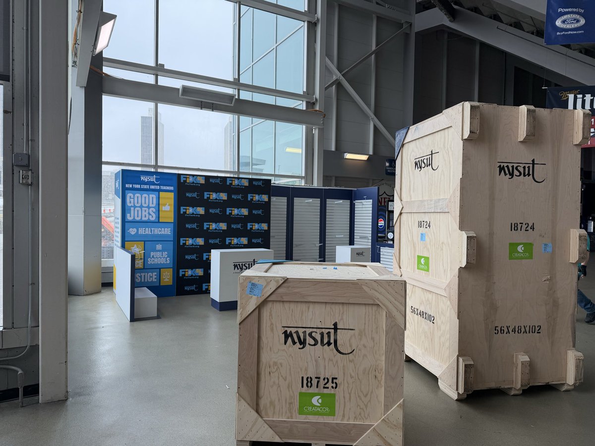 Melinda Person 🍎✌🌈 tweet media