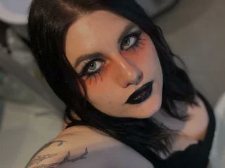 GothSuccubusBabe is online and ready for you to submit! femdomaddicts.com/cam/GothSuccub… 
#FetishCams #VirtualDomination #Domme #LiveDomme #FetishDomme