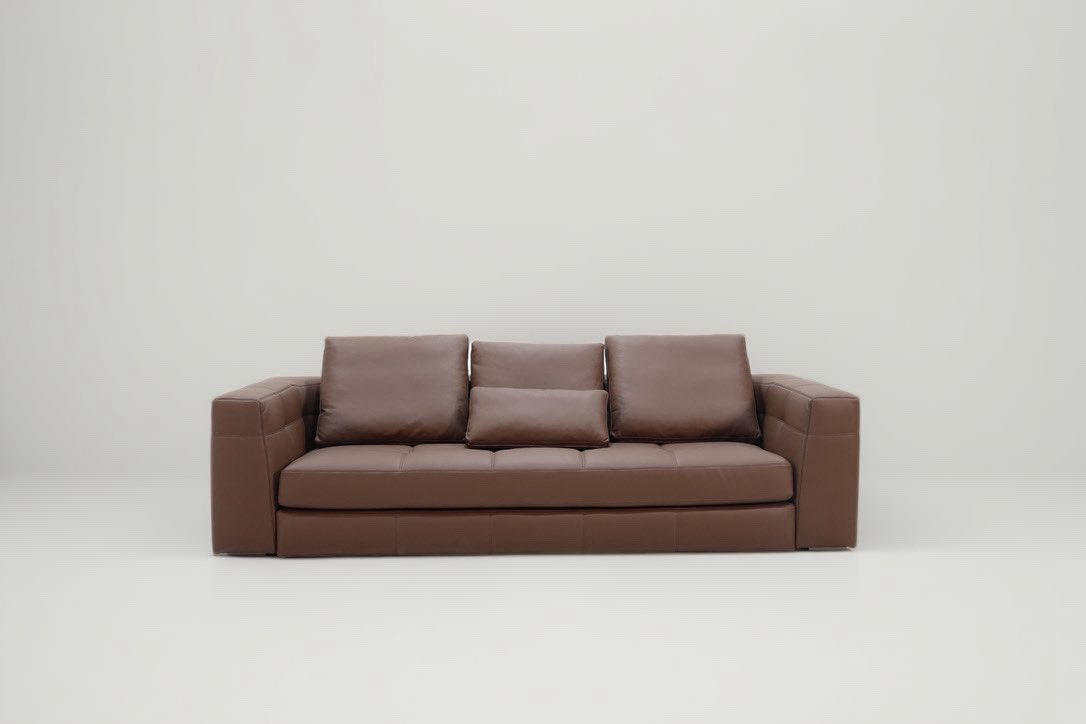 andrewmeng2's tweet image. Refined yet relaxed. The BLAZER sofa . A modern classic for any space.
#CustomSofa #ContractFurniture #ProjectFurniture #SofaManufacturer
#HotelFurniture #FactoryDirect #OEMODM #FurnitureFactory