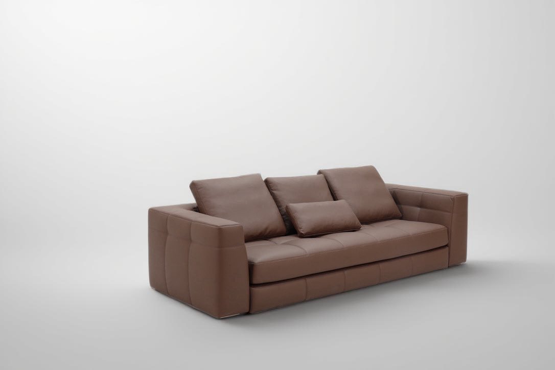 andrewmeng2's tweet image. Refined yet relaxed. The BLAZER sofa . A modern classic for any space.
#CustomSofa #ContractFurniture #ProjectFurniture #SofaManufacturer
#HotelFurniture #FactoryDirect #OEMODM #FurnitureFactory