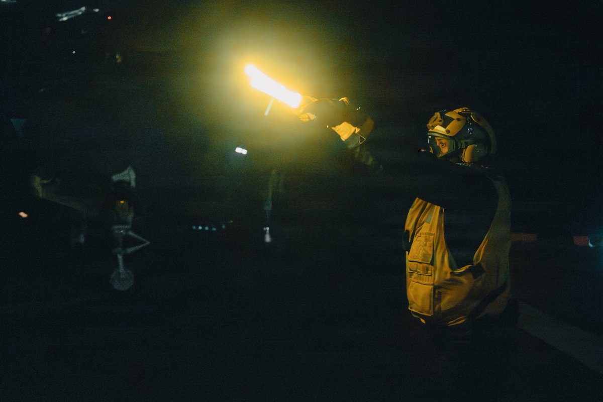 PacificMarines's tweet photo. Thunder's worst nightmare! ⚡⚡
#PacificMarines with @31stMeu conduct #F35B #flightops in the Philippine Sea, Feb. 12, 2026.
#Marines and #Sailors conducted flight operations in order to expand mission capabilities of the #31stmeu
📸: Lance Cpl. Kindsey Calvert | @USMC https://t.co/RlKeJBIFPe