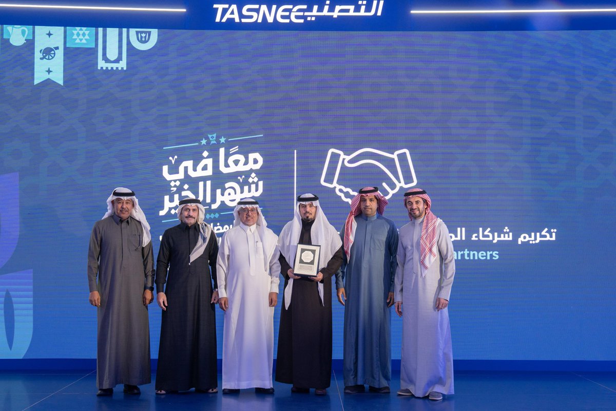 ميدان فروسية الجبيل tweet media