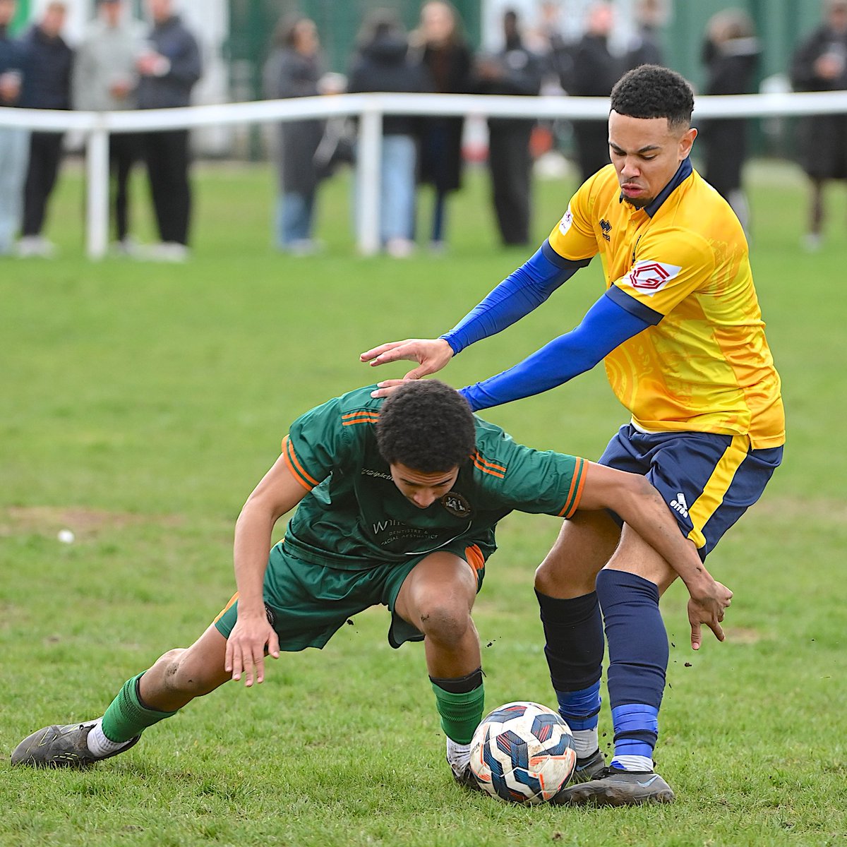 Dial Square F.C. tweet media