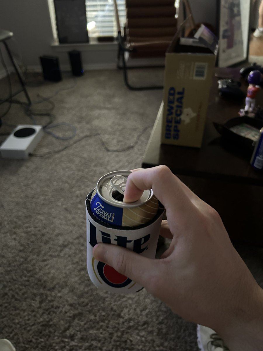 Danny Woodhead tweet media