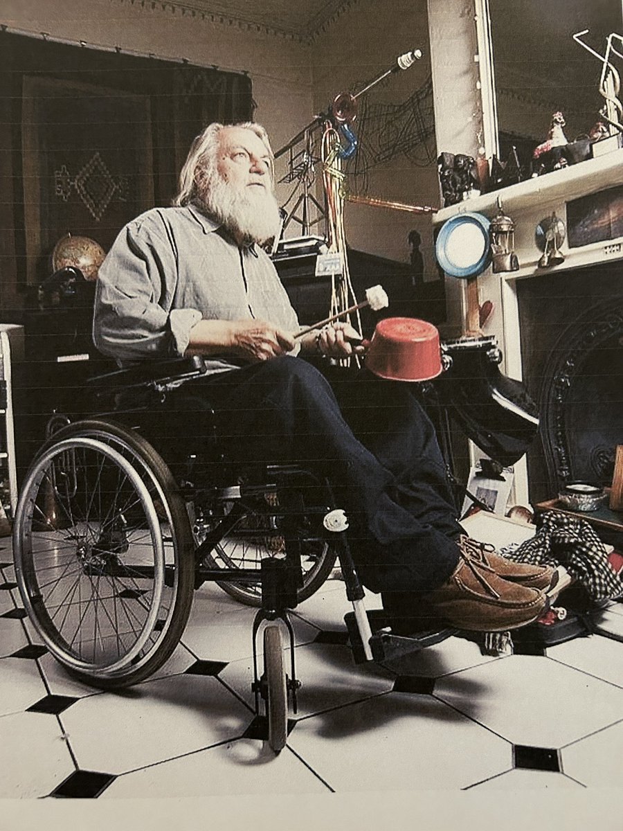 Jim Moir tweet media